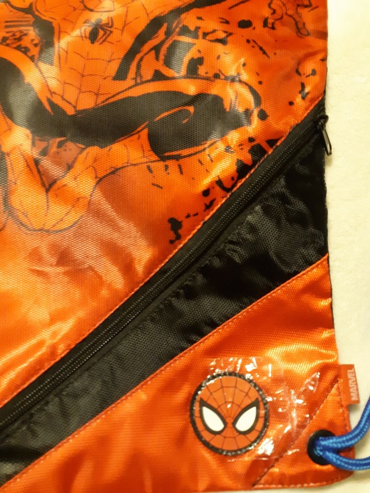 *** NEW - Marvel Spiderman Sports Bag/Backpack ***