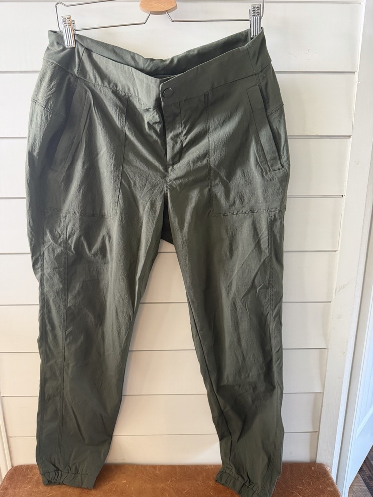 Athleta Jogger Size 12