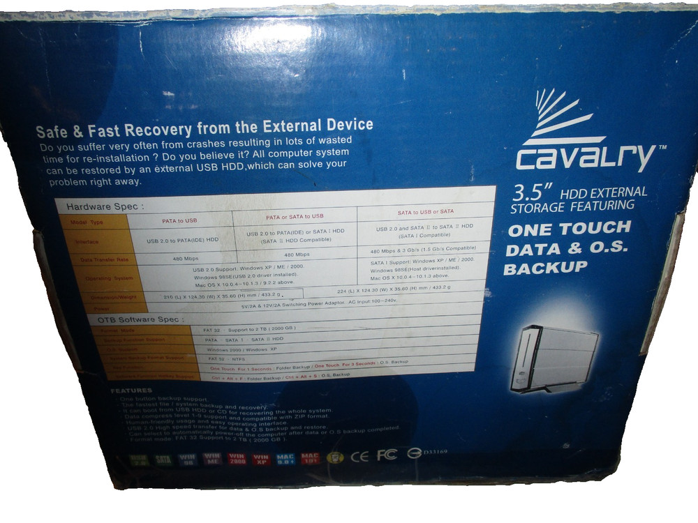 Cavalry 3.5" HDD External Mmobile Storage Format PC 300GB Pata/USB 2.0/Back UP