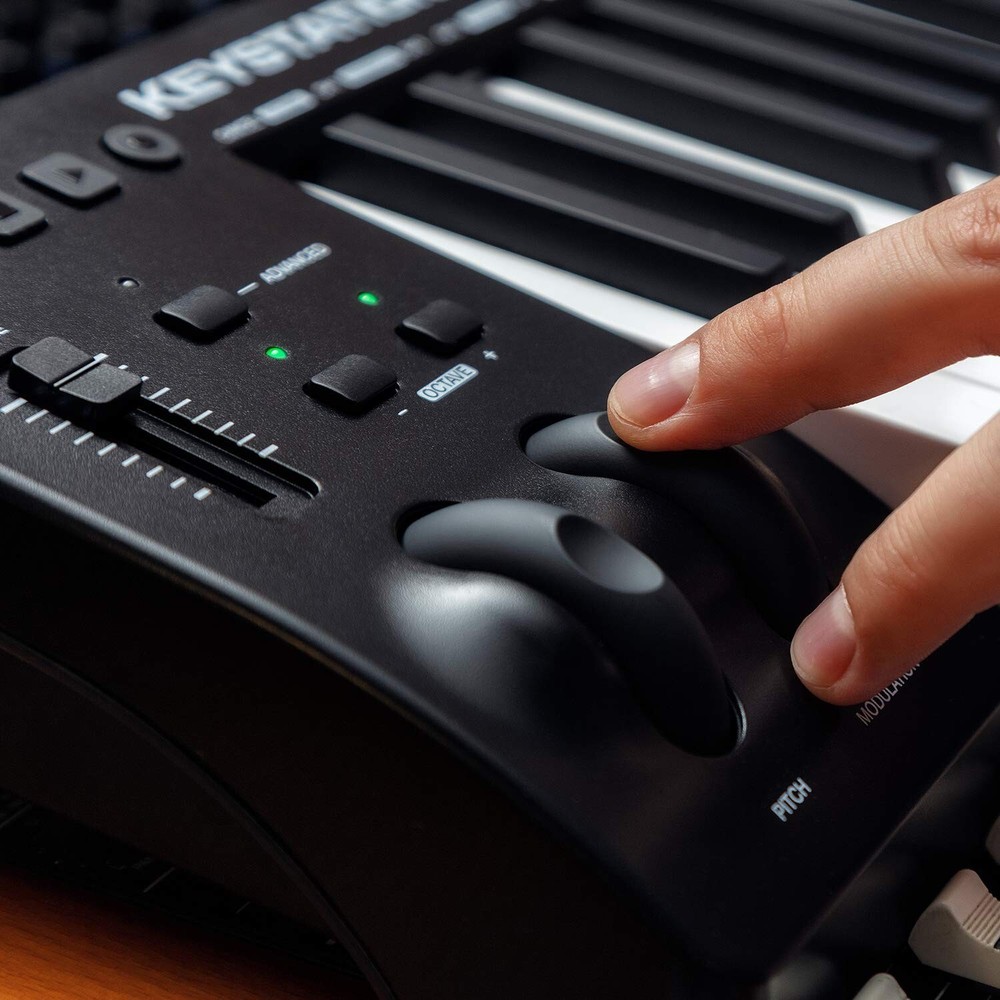 M-Audio Keystation 61 MK3 - Synth Action 61 Key USB MIDI Keyboard Controller ...