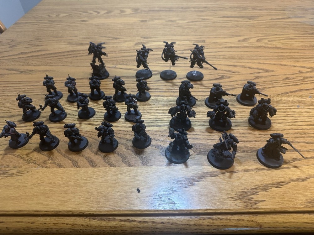 Games Workshop Warhammer 40K Space Marines Lot