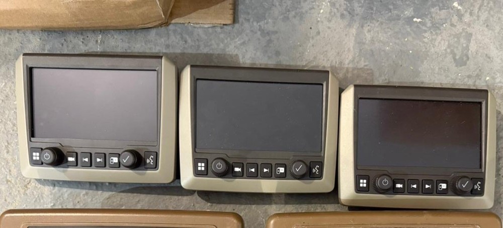 John Deere RE584662 Remote Display Radio