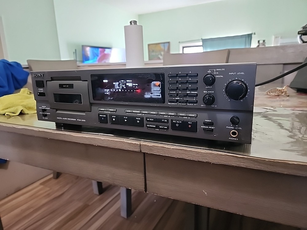 SONY PCM-2300 DAT Digital Audio Recorder Tested Working