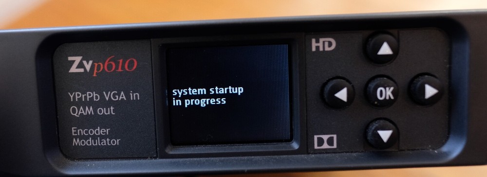 ZeeVee ZV Pro 610 NA Component and VGA Encoder w/ Box