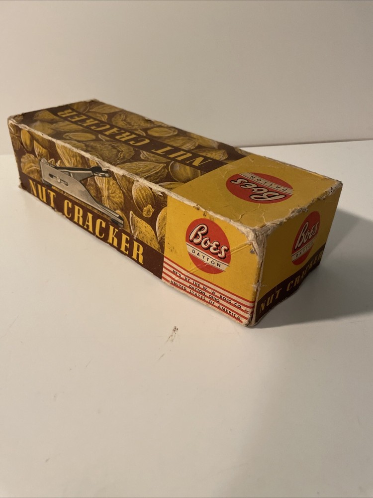 Vintage Boes Dayton Adjustable Nut Cracker With Original Box