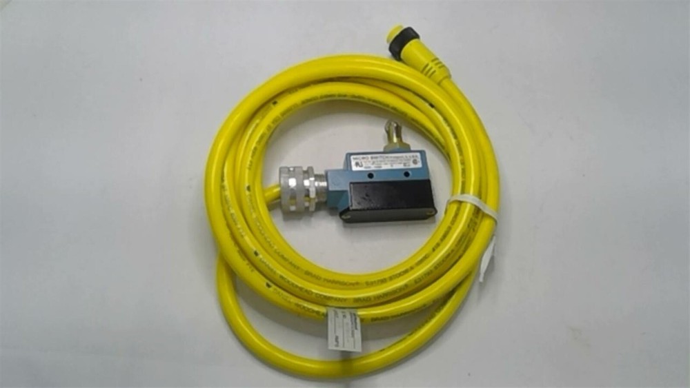 Micro-Switch BZE6-2RQP Limit Switch 15 Amp 480 Volts