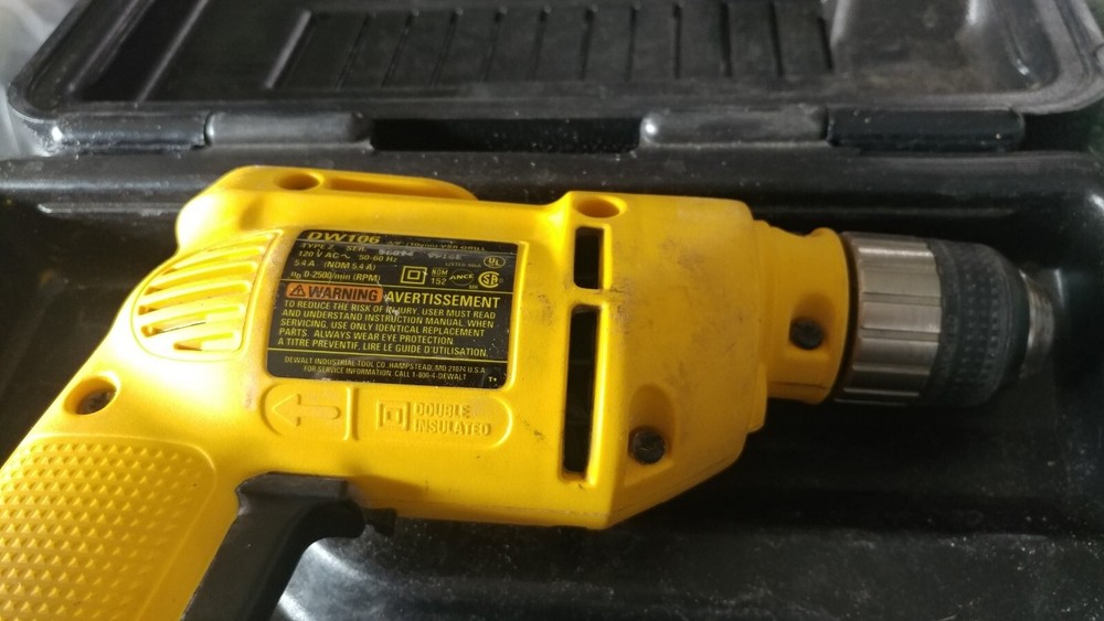 DeWalt DW106 Corded 3/8" Variable Speed Heavy Duty Drill