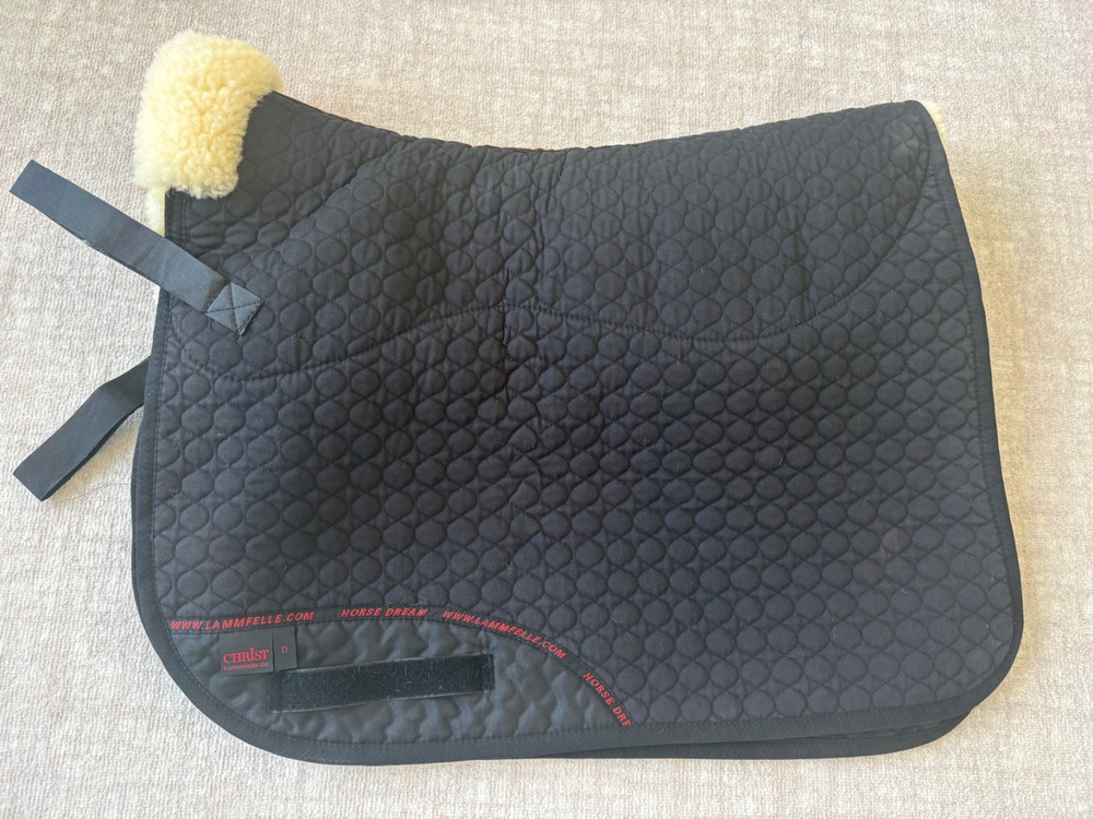 Lammfelle Rectangular Sheepskin Saddle Pad