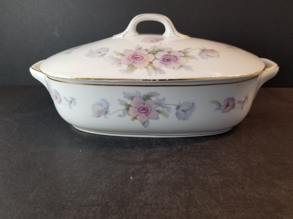 3268 (Smooth) By Epiag 9 1/2" Rectangular Covered Vegetable Bowl