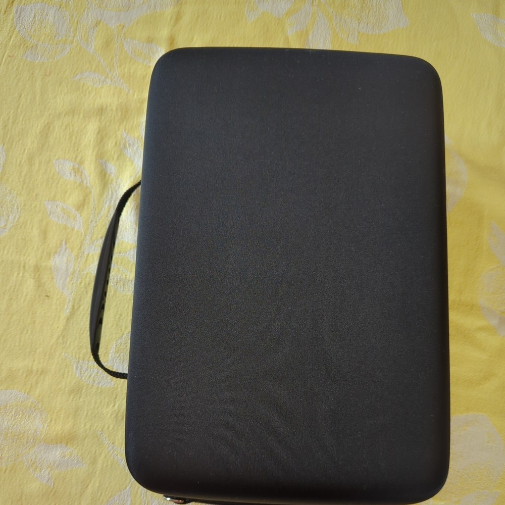 Virtual Reality Glasses Carrying Case