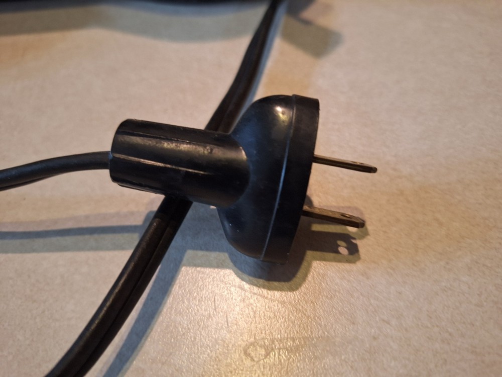 Lionel Trainmaster 125 Watt Transformer: Type LW: Powers Up: Untested