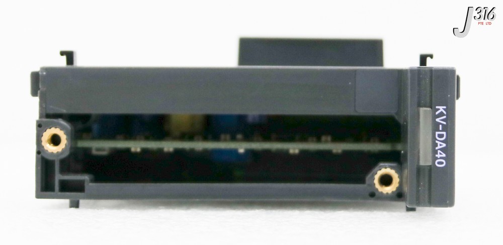36822 KEYENCE D/A CONVERSION UNIT, 4 ANALOG OUTPUT CHANNELS KV-DA40
