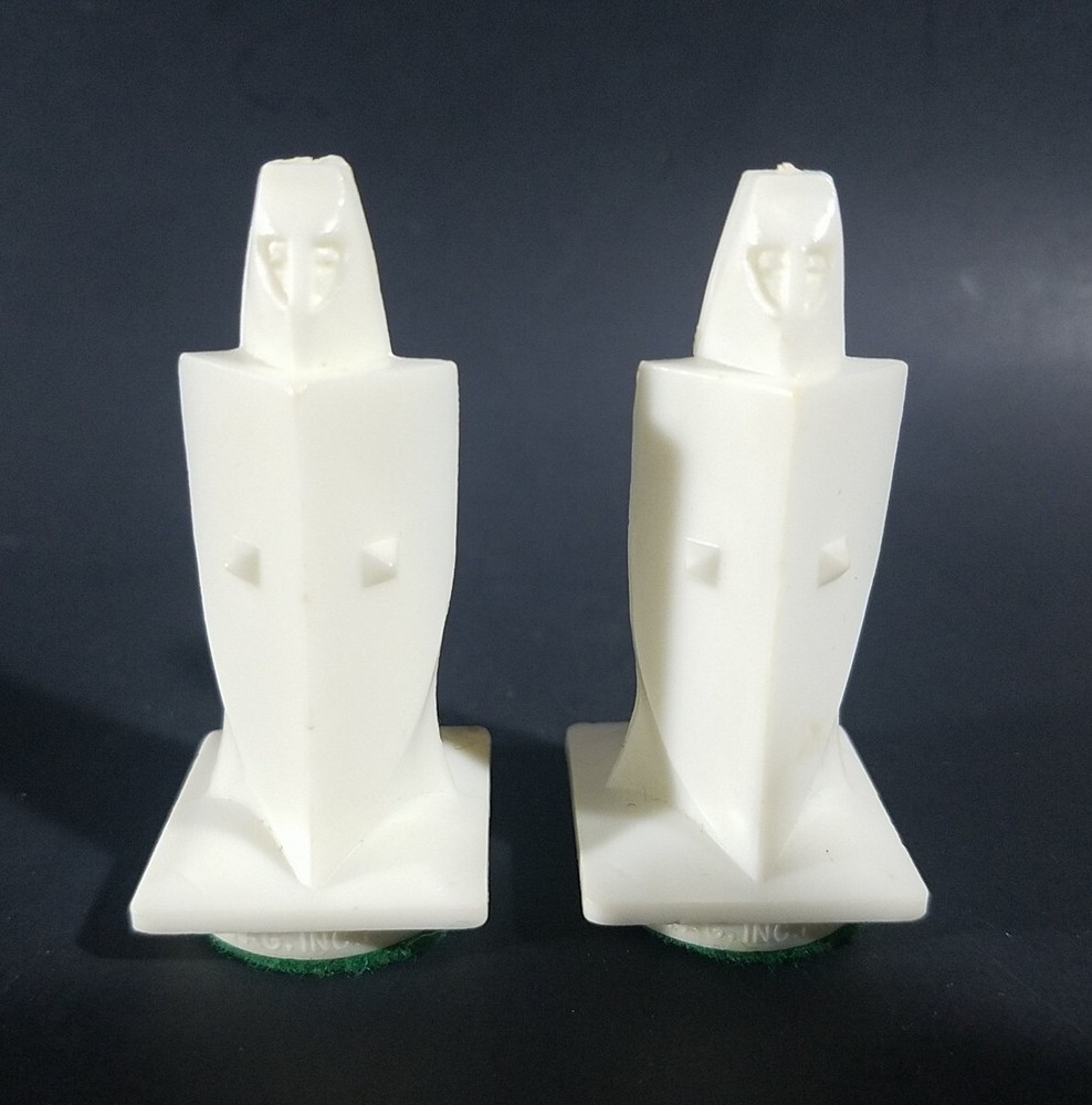 Visual Chess White Pawn x2 Replacement Pieces TAG Harvey Kidder (1965)