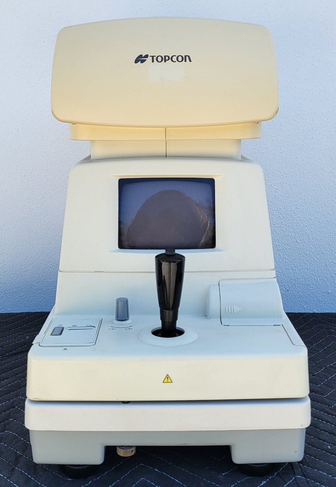 Topcon RM 8000 Autorefractor