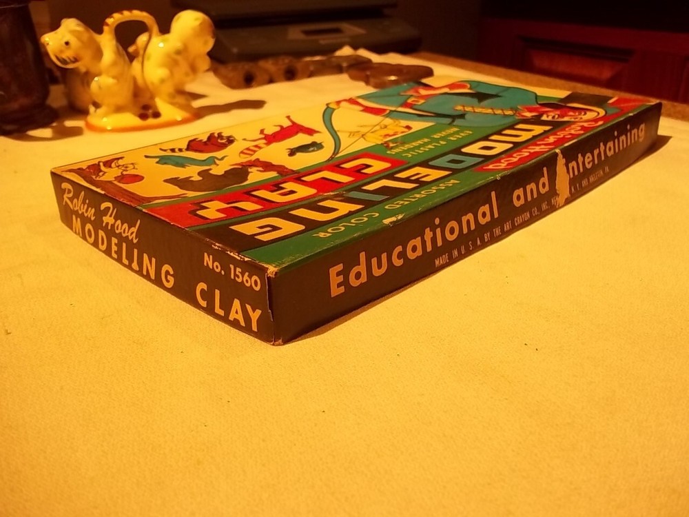 ROBIN HOOD MODELING CLAY ASSORTED COLOR NEVER USED