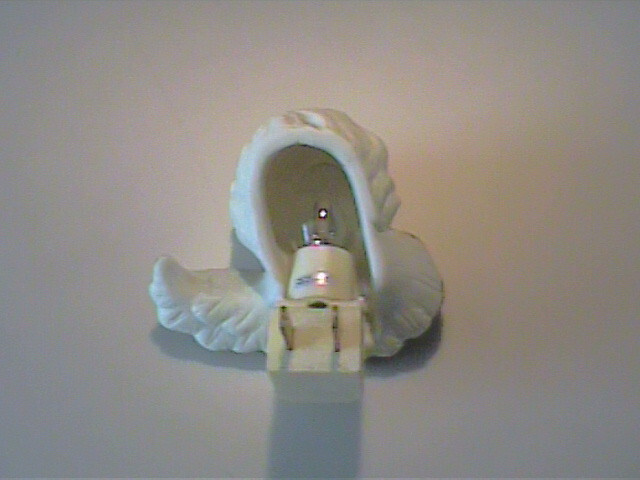 VINTAGE CERAMIC ANGEL WITH BLUE EYES NIGHT LIGHT