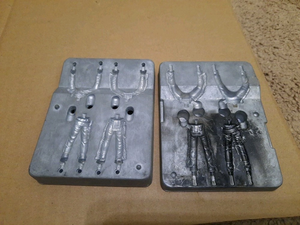 8 Complete Western World Injector Molds