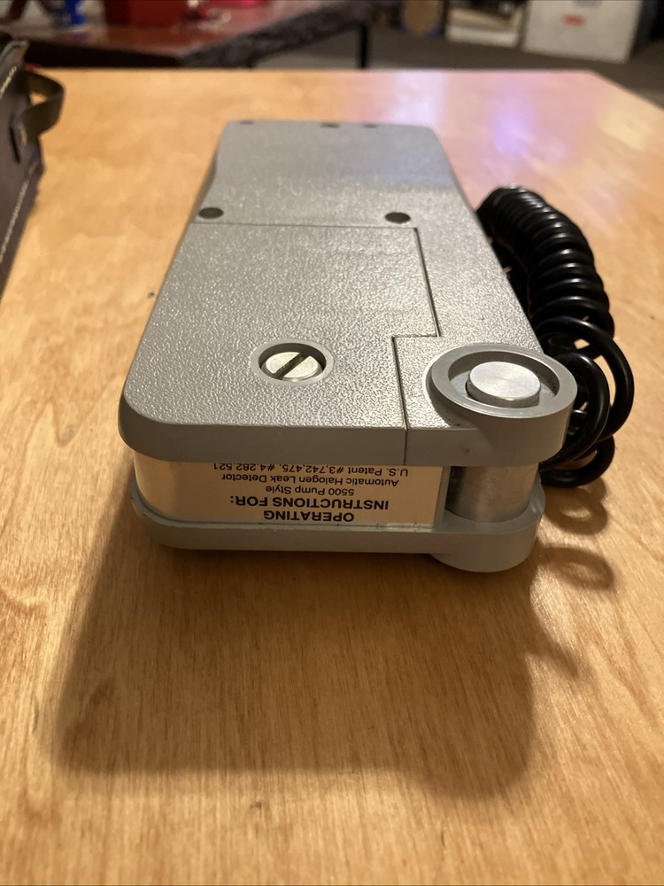 TIF 5500 Halogen Leak Detector With Carrying Case-Working Condition Unknown