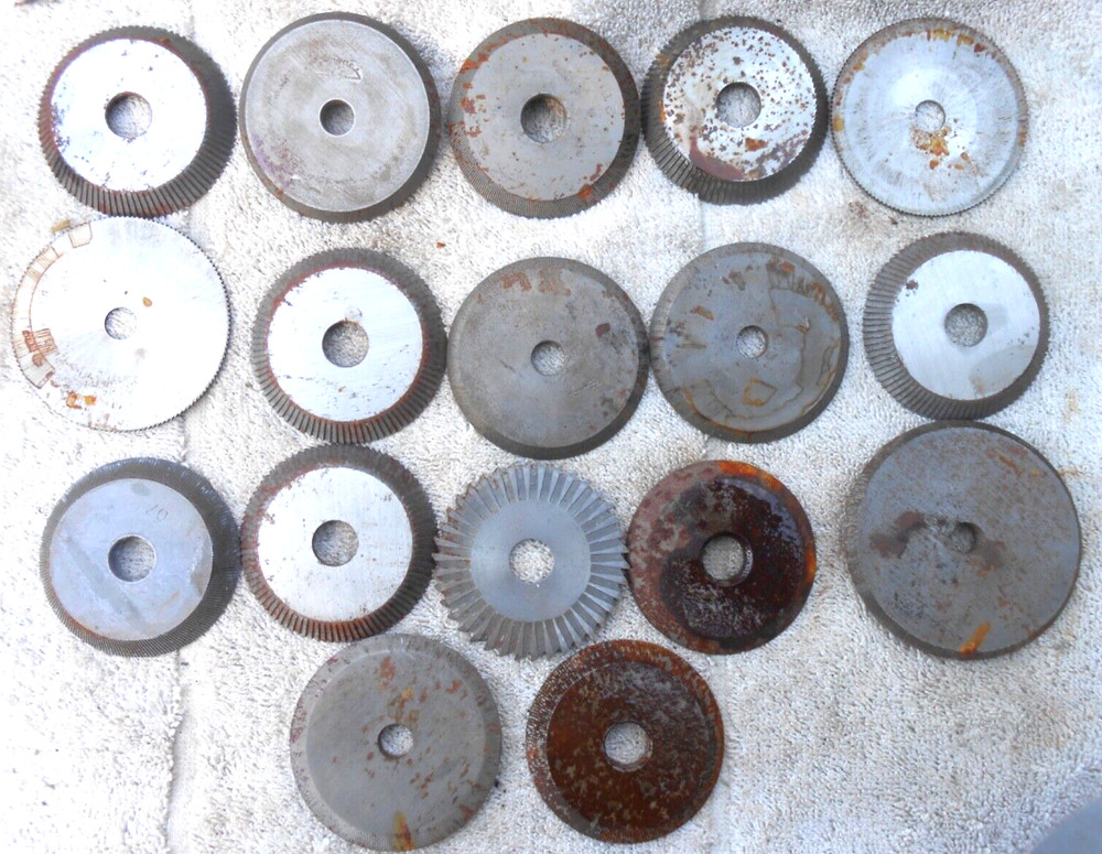 Lot of 17 Cutter Blade