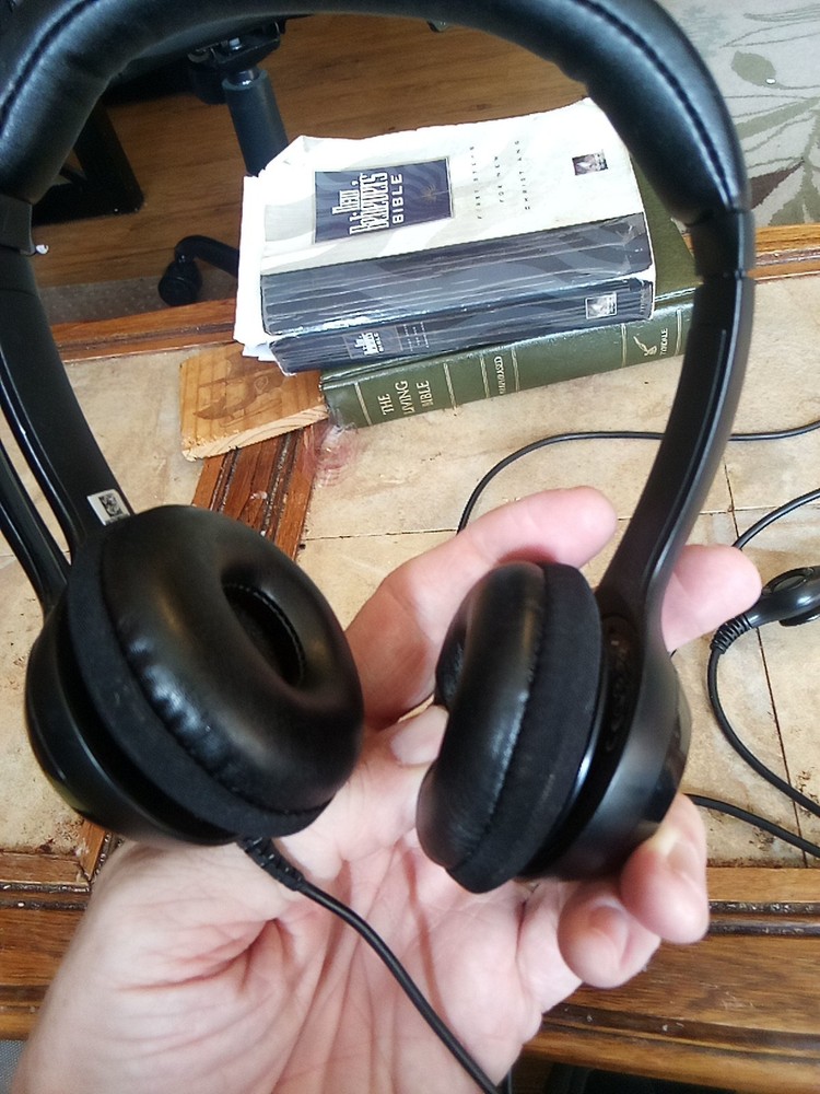 Logi Black USB Headset TESTED