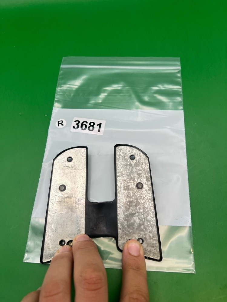 Hybrid 45* Grips
