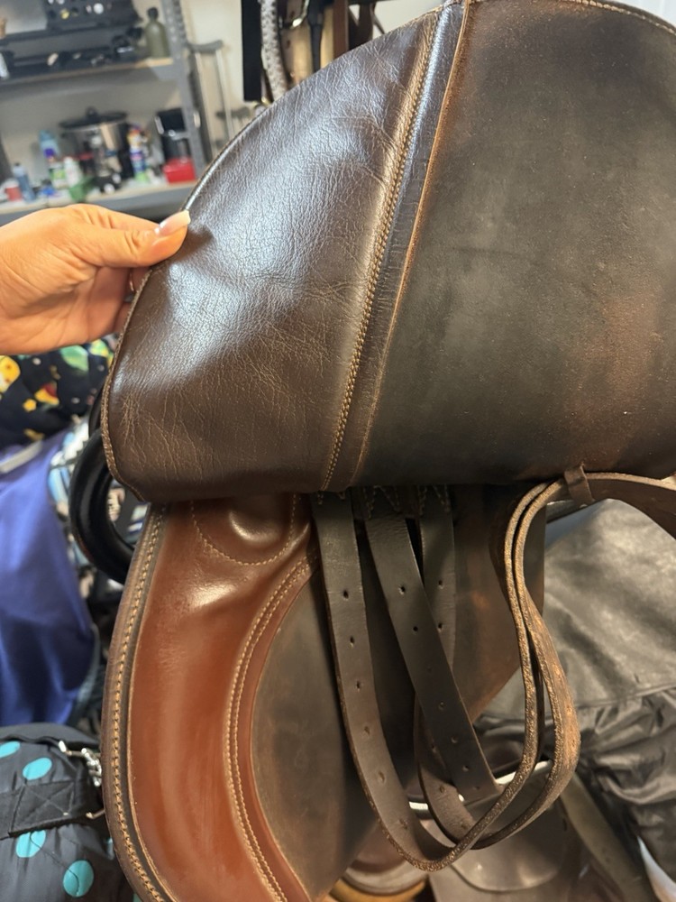 Bates Caprilli 17 Inch All Purpose Saddle Brown EUC