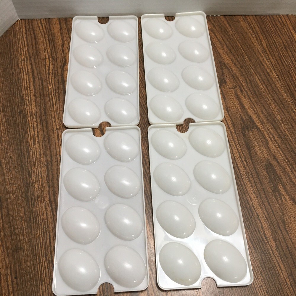 TUPPERWARE 4 Egg Inserts For DEVILED EGG KEEPER Easter Eggs -Excellent Condition
