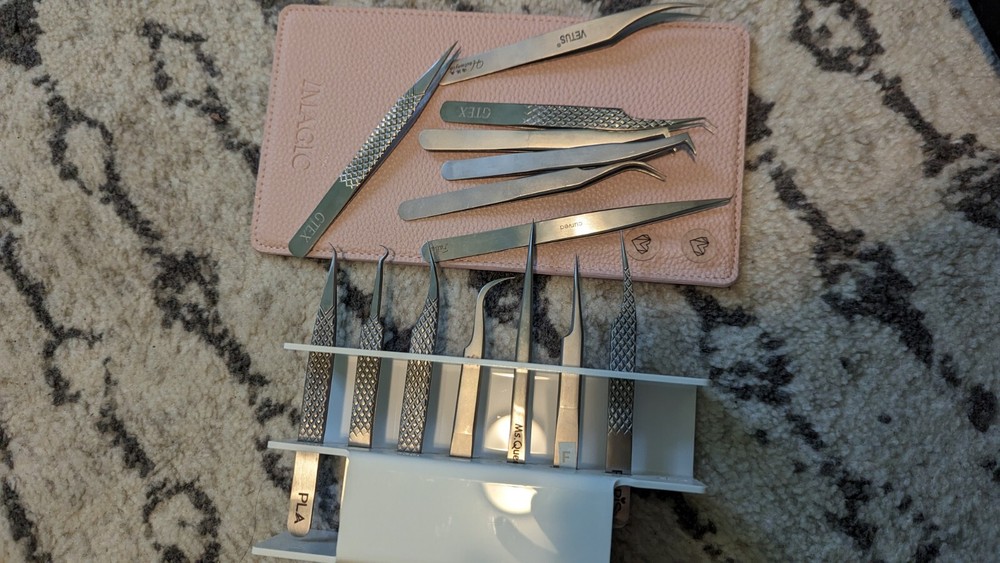 lash extension tweezers