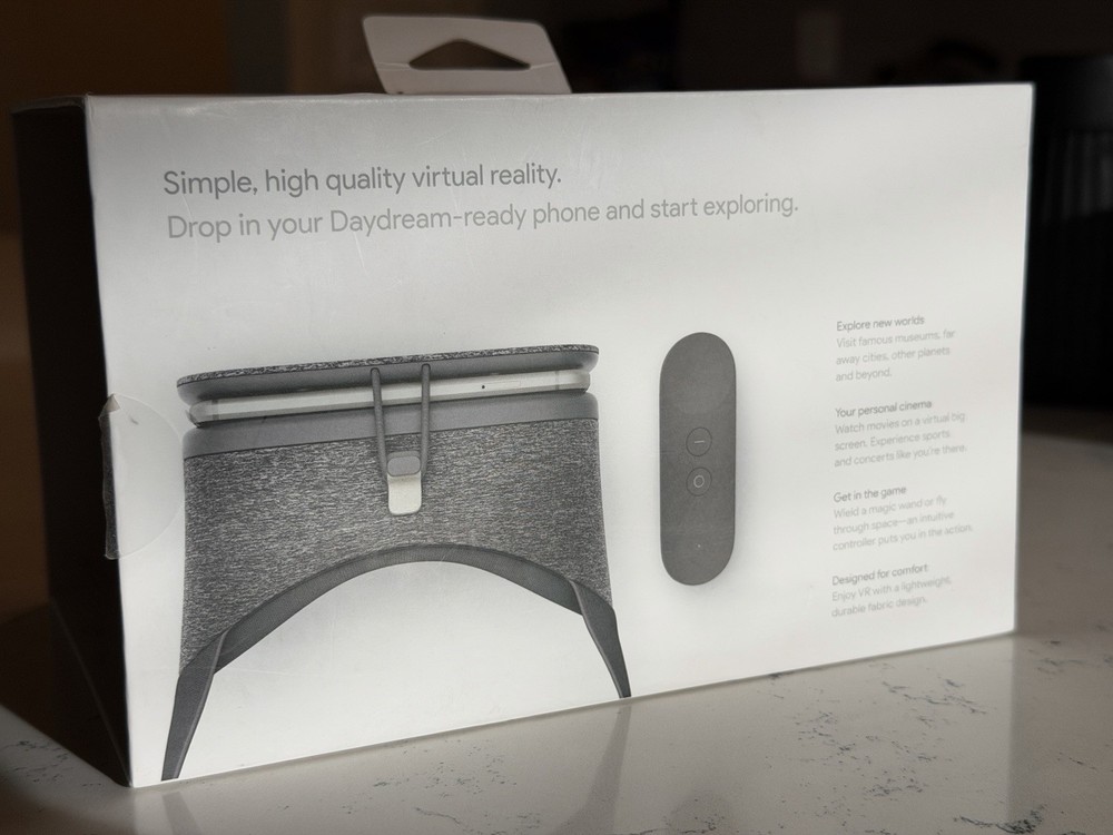 Google Daydream View VR Headset Slate