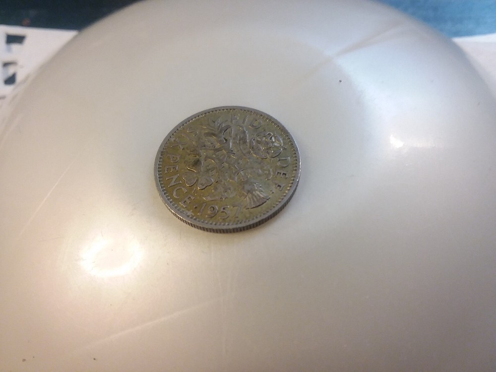 Britain - 1957 Sixpence - Elizabeth II