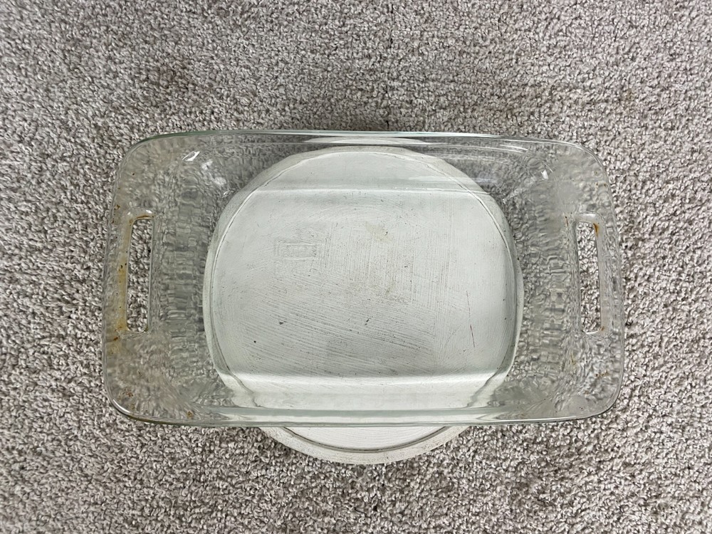 Pyrex C-232 Easy Grab Clear Glass Rectangular Baking Dish 2 Quart 1.9 Liters