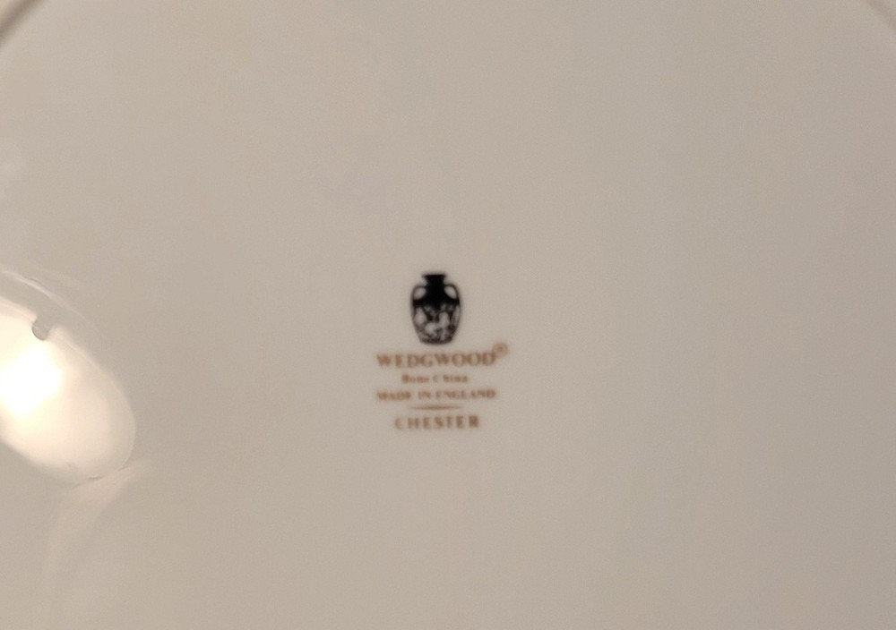 Wedgwood Chester 5 Piece Place Setting EXCELLENT!