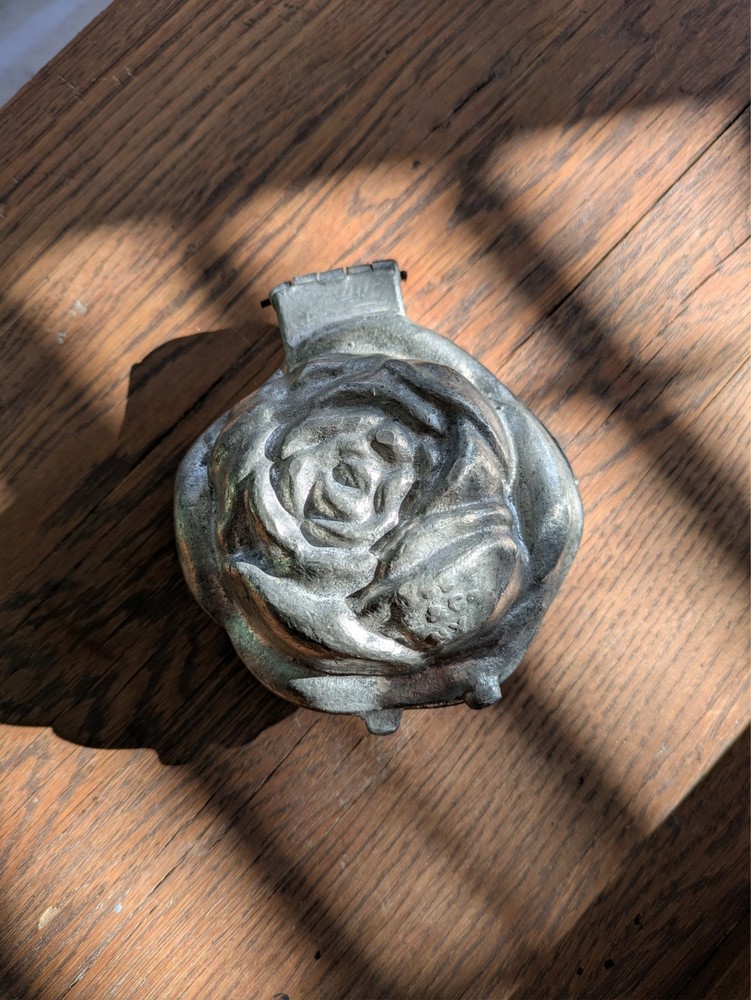 E&Co. Rose Ice cream Mold