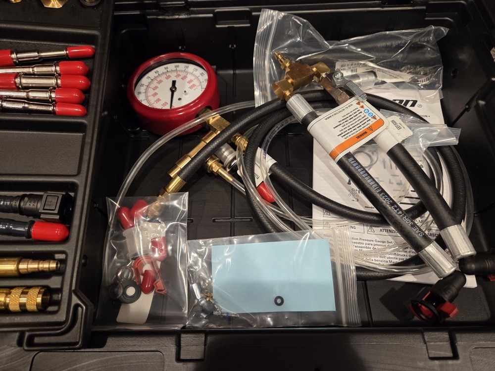 Snapon Tools Master Fuel Pressure Kit