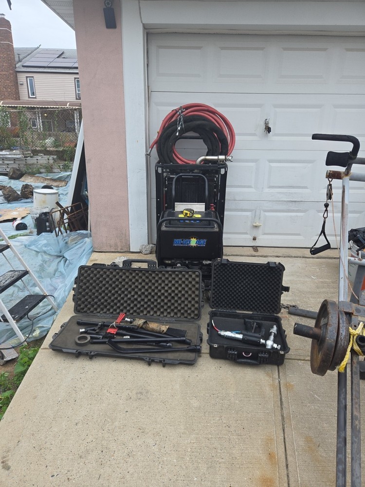2017 dry ice blasting machine, aftercooler and accessories used.