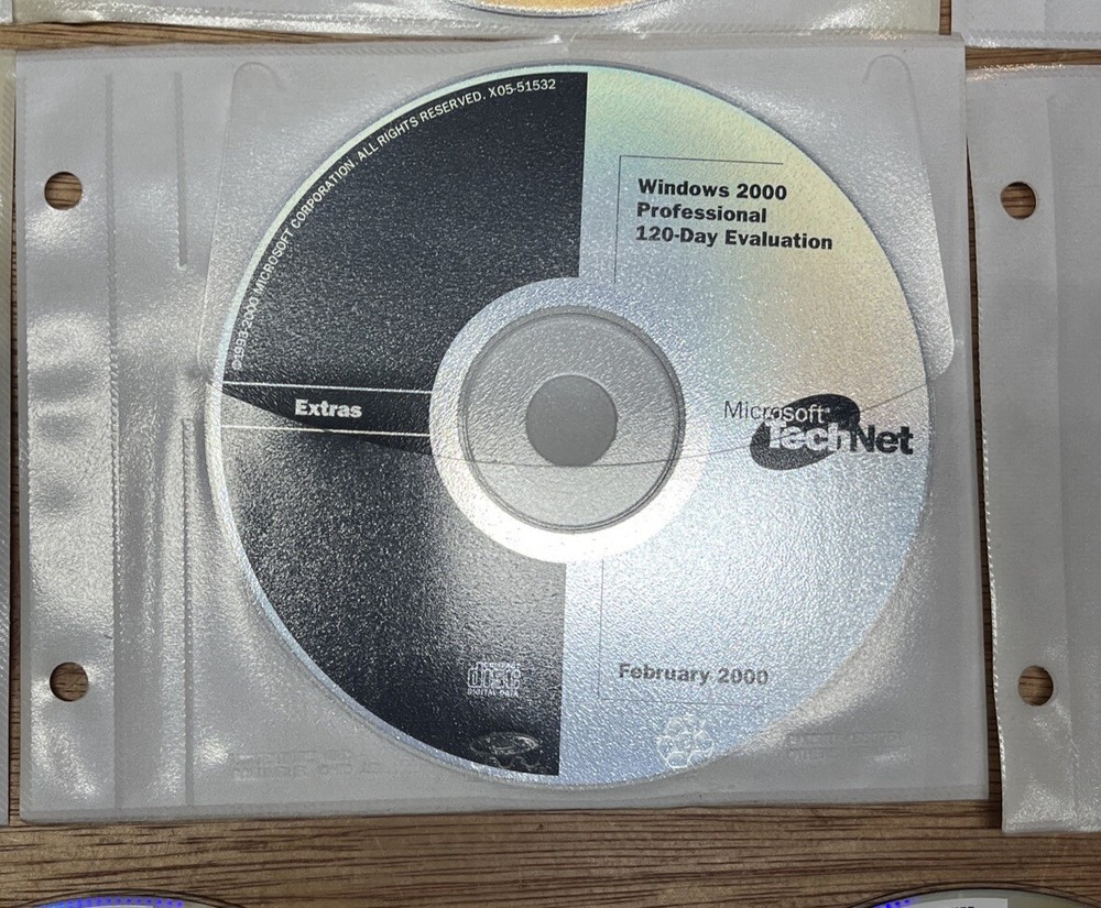 Vintage Lot of ( 10 ) Microsoft CD Compact Disc Windows 2000 Technet Bundle