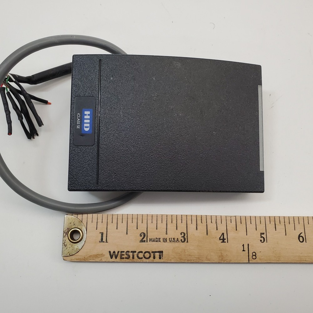 HID iCLASS SE R40 Smart Card Reader- 920NTNNEK00000 With Mounting Bracket