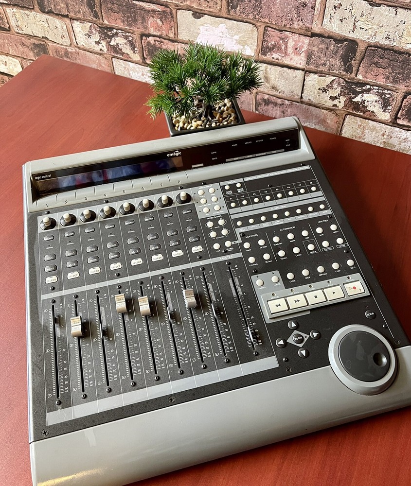 Emagic Mackie Logic Control No Charger MIDI Interface