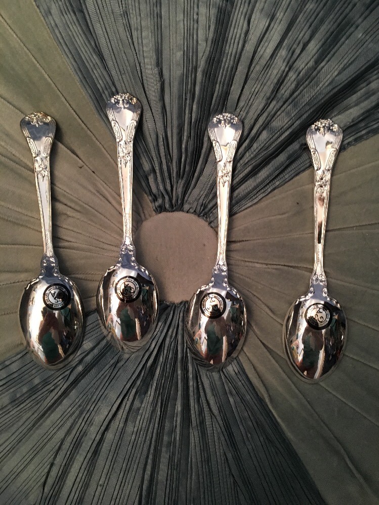 GODINGER SILVER GSA ART CO LTD GRAND MASTER 4 TEASPOONS SILVERPLATE