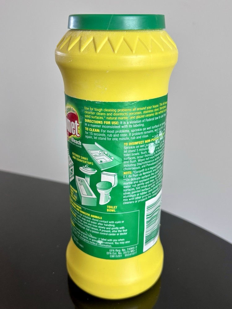 Comet Scratch Free Lemon Fresh Cleanser Yellow Plastic Shaker Container Used
