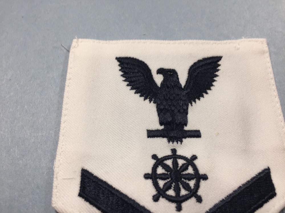 US Navy - Quartermaster Rate 3rd class (Bk/white) male size