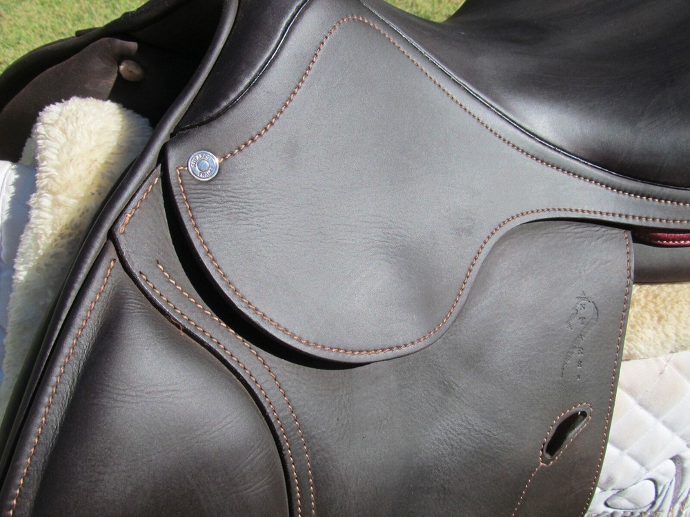 17.5" ANTARES EVOLUTION D buffalo close contact jumping saddle-2023 MODEL!!!!