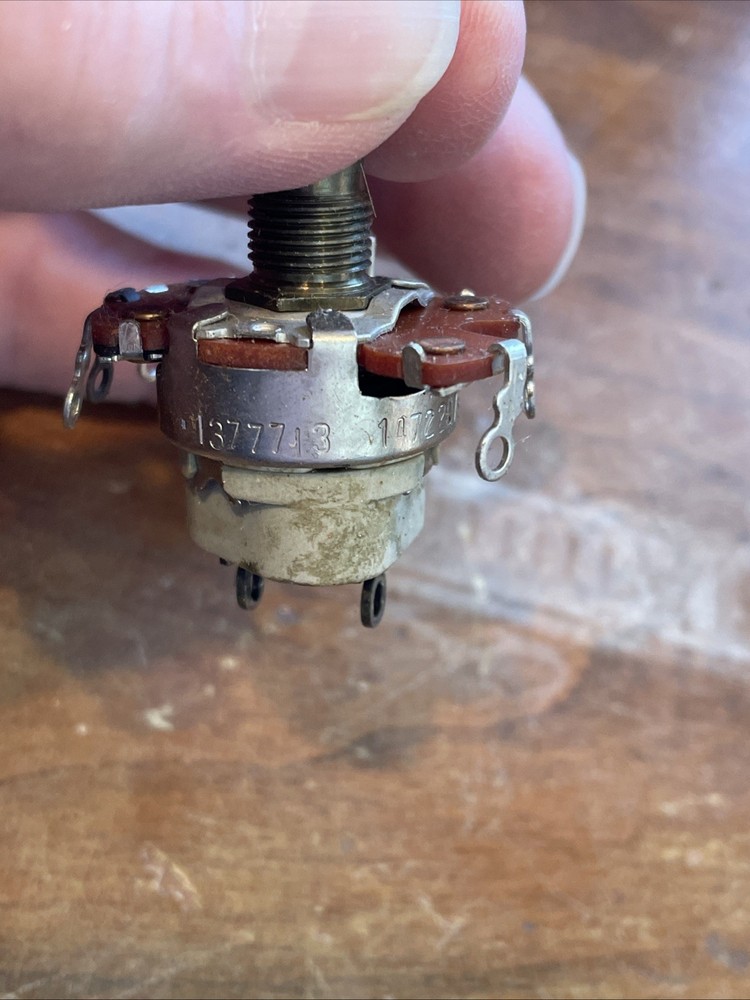 New Old Stock Vintage RCA Variable Resistor Push Pull Switch Part # 119847