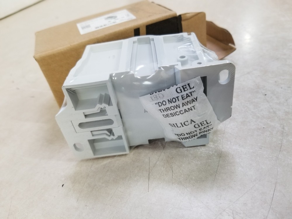 nVent Eriflex 569251 Single Pole Distribution Block, 400A, 2P Line, 12P Load