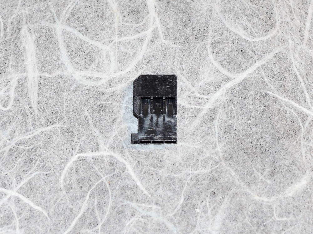 Futaba Servo Plug Black NEW OEM Replacement