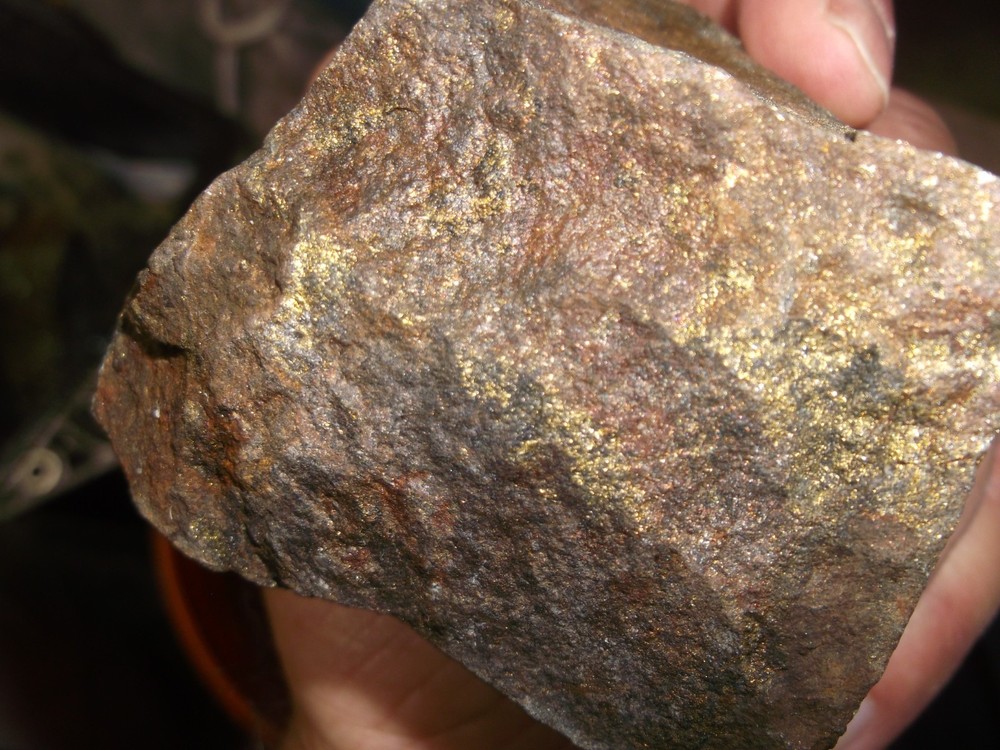 Gold, silver, copper, 532 grams samples ,ore high grade .