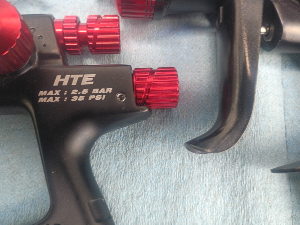 2 Black Widow Hte 1.3 Spray Guns