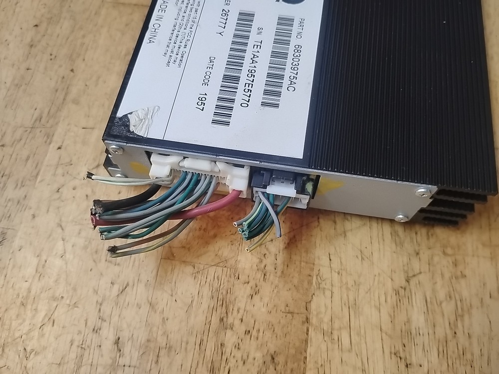 2015 Dodge Charger Amplifier AMP 68303975AC OEM