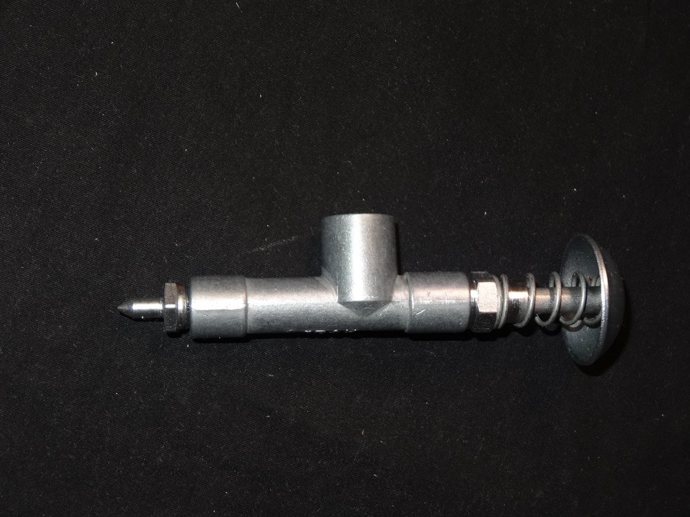Vintage IRA X Mini Grease Gun