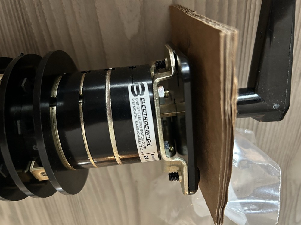 Electroswitch Series 24 Rotary Switch 2452D